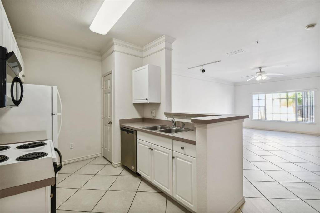 Condo for rent at 4307 Bayside Village Dr #203, Tampa, FL 33615