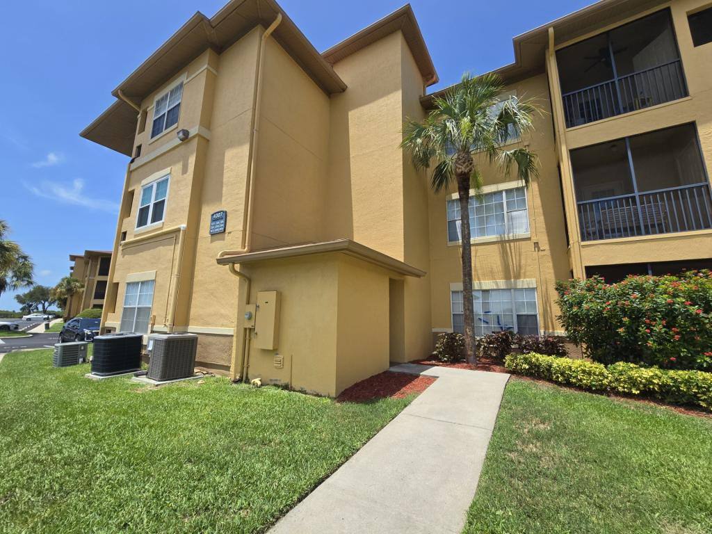 Condo for rent at 4307 Bayside Village Dr #203, Tampa, FL 33615