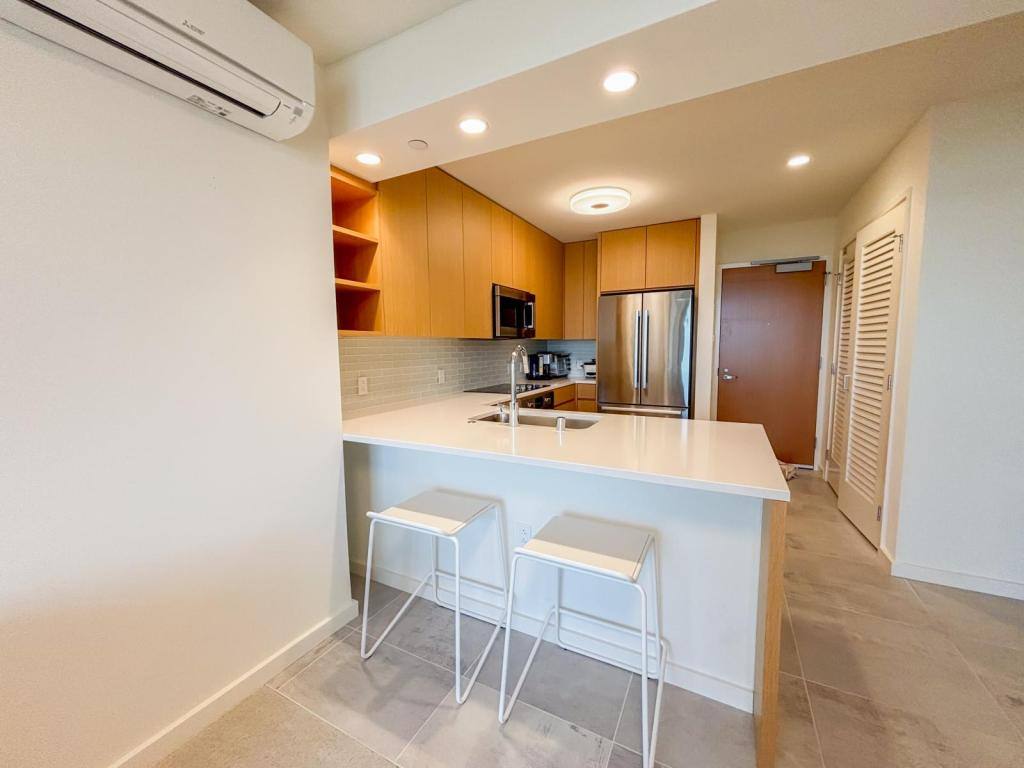Condo for rent at 1388 Kapiolani Blvd #3910, Honolulu, HI 96814
