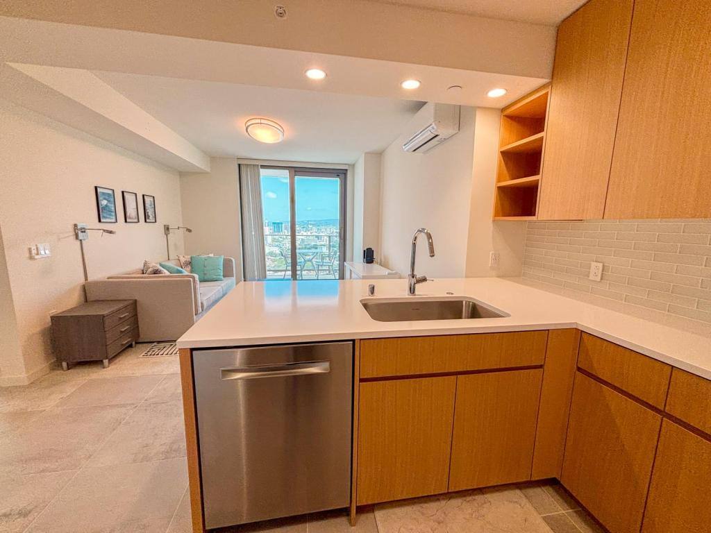 Condo for rent at 1388 Kapiolani Blvd #3910, Honolulu, HI 96814