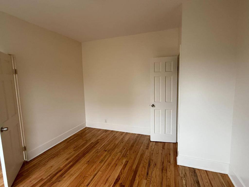 Apartment for rent at 497 Van Cortlandt Park Ave, Yonkers, NY 10701