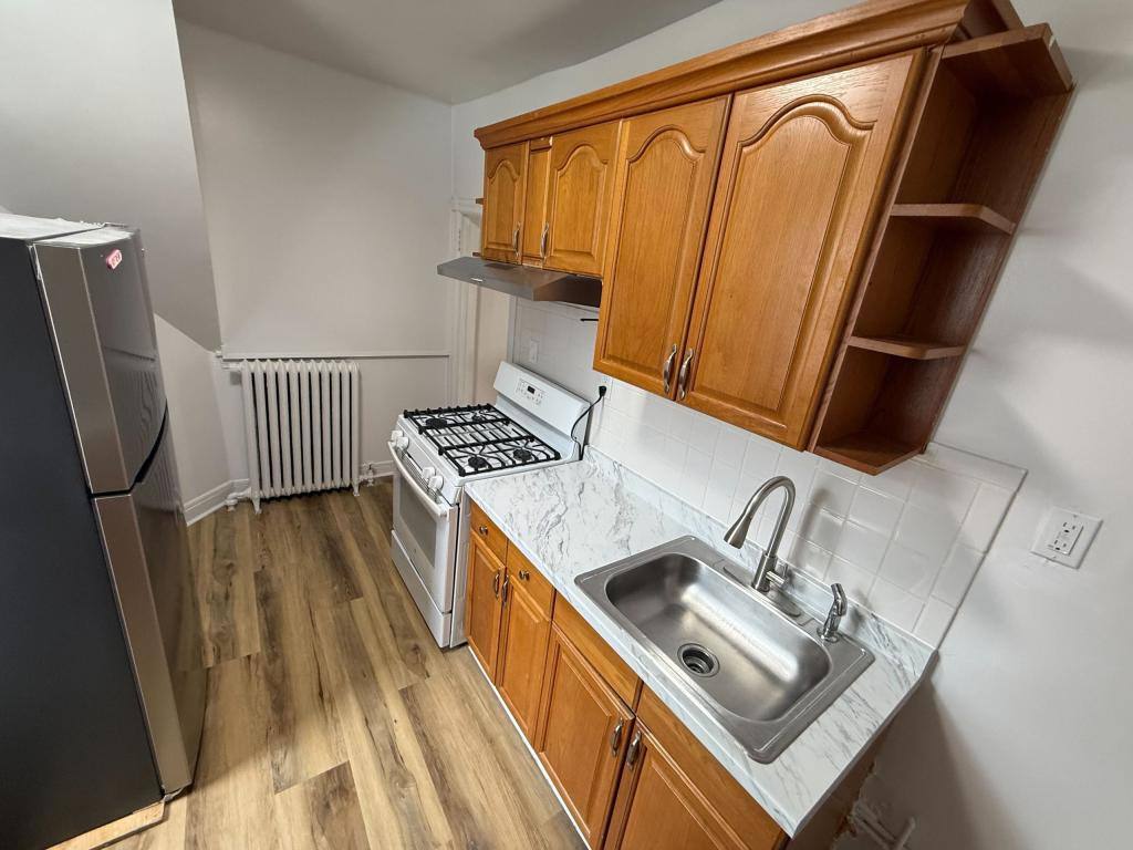 Apartment for rent at 596 Warburton Ave, Yonkers, NY 10701
