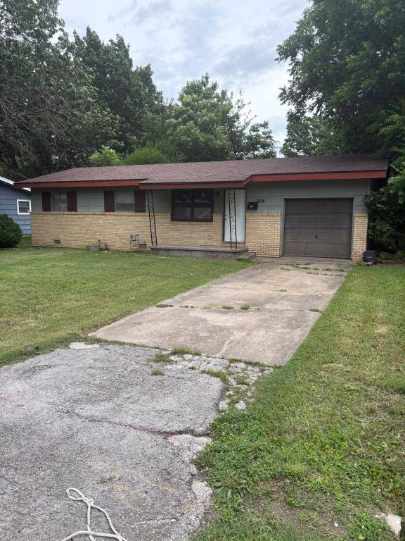 House for rent at 206 S Grand, Lamar, MO 64759