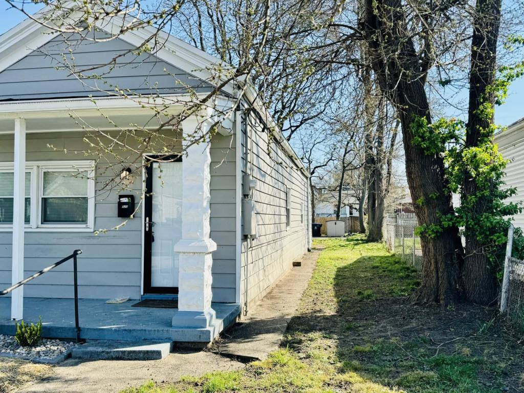 House for rent at 520 Wainwright Ave, Louisville, KY 40217