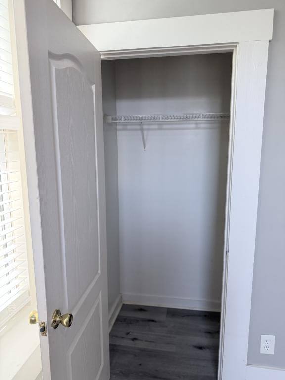 Apartment for rent at 508 W Oak St #2, Louisville, KY 40203