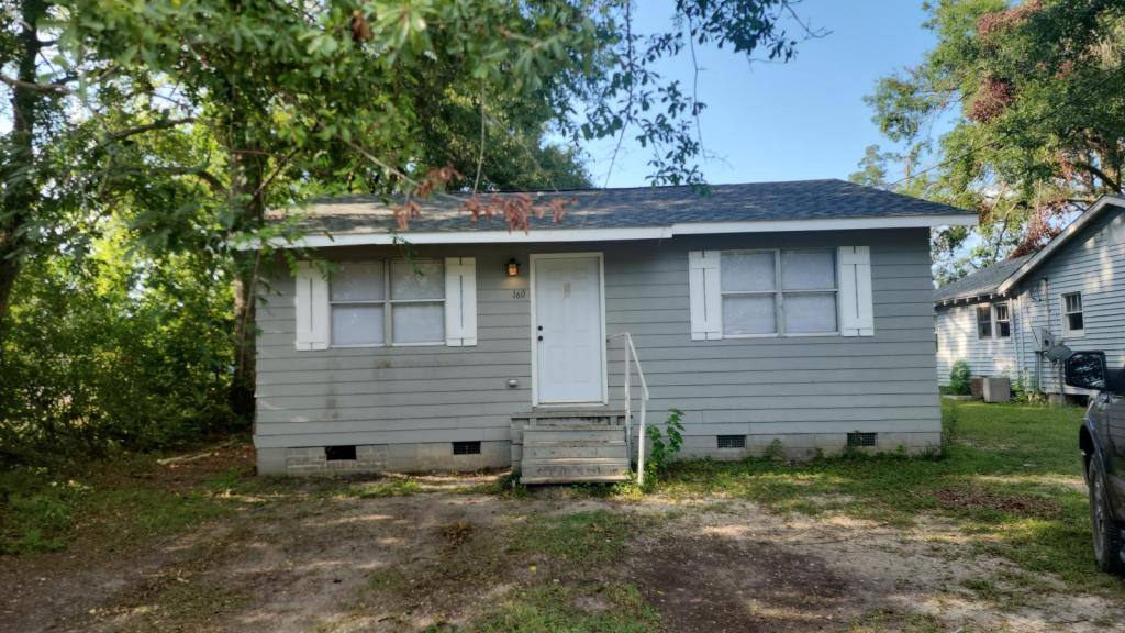 House for rent at 160 3rd Ave, Mobile, AL 36611