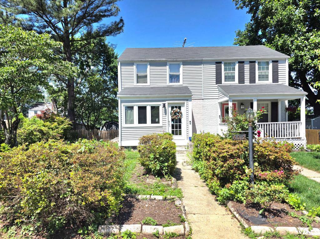 Townhouse for rent at 6012 Williamsburg Rd, Alexandria, VA 22303