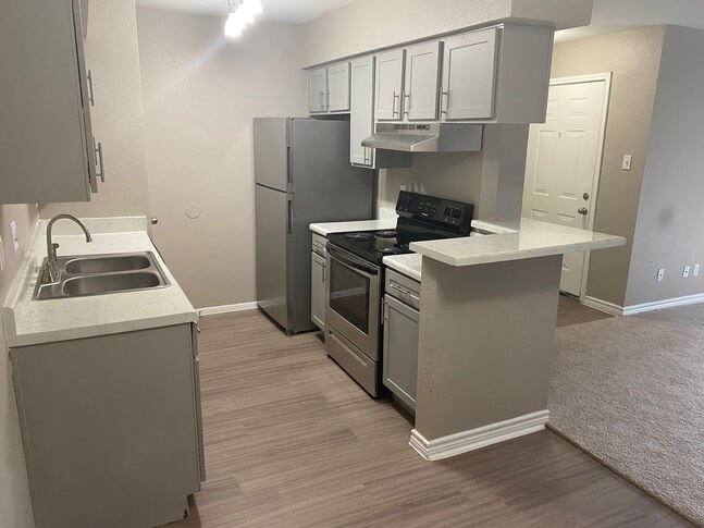 Apartment for rent at 10901 Meadowglen Lane #270A, Houston, TX 77042