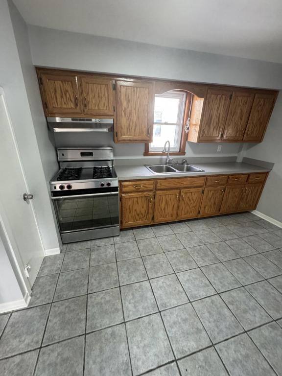 House for rent at 116 N Hickory St, Joliet, IL 60435