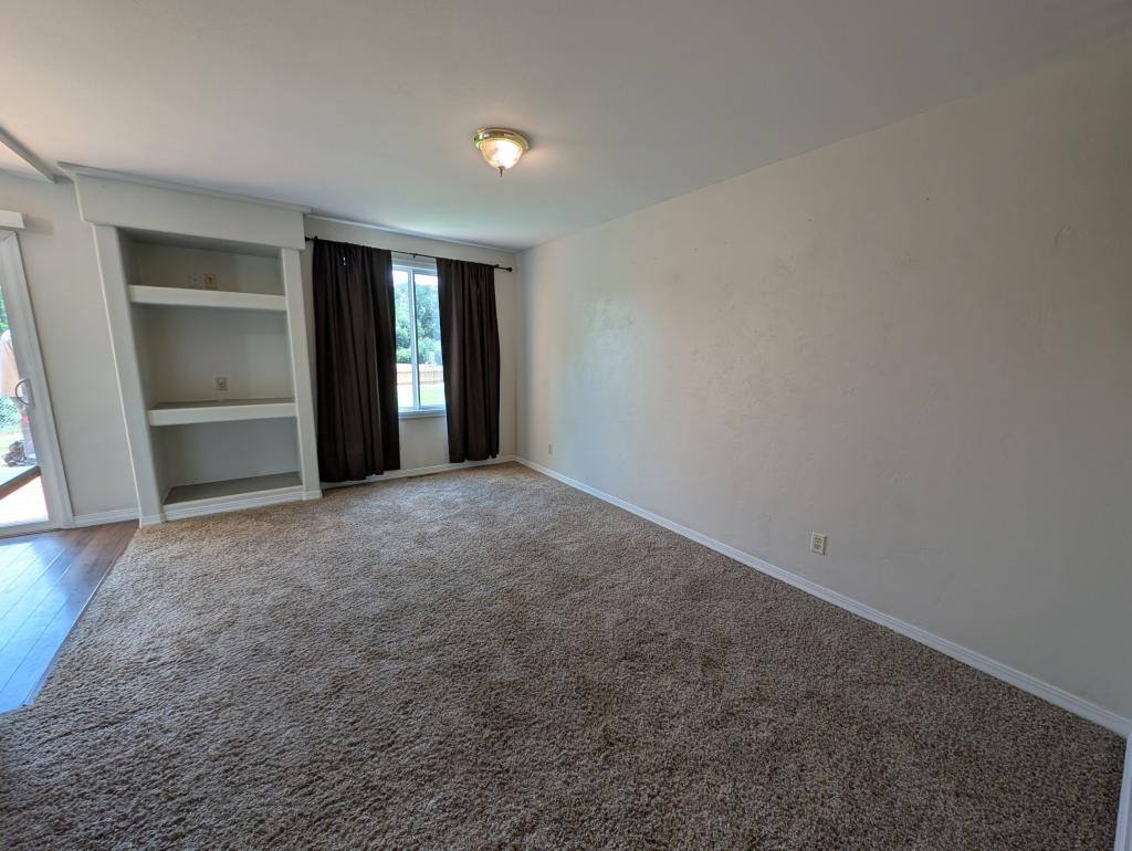 Townhouse for rent at 851 Denver St, Sterling, CO 80751