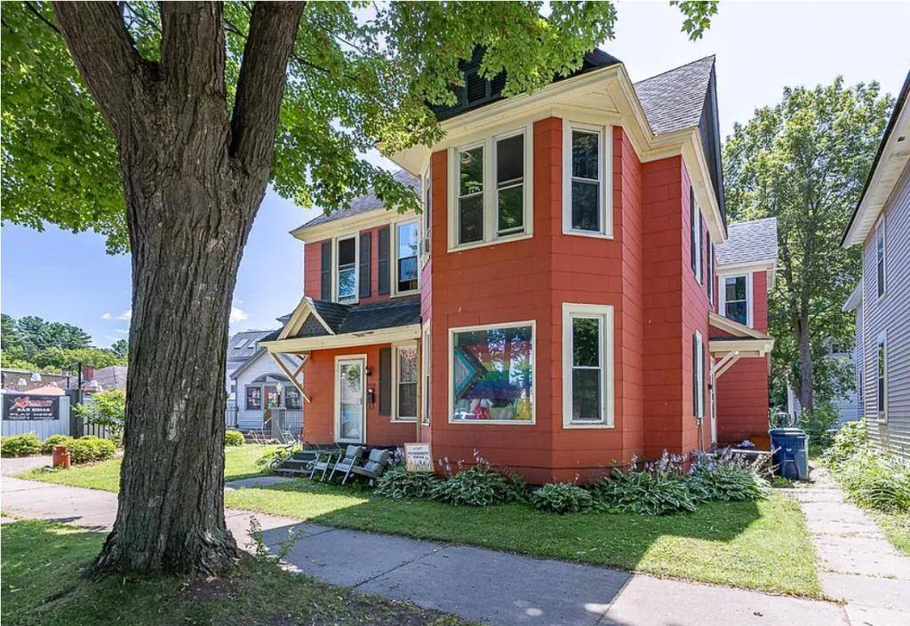 Apartment for rent at 709 Grant St #UPSTAIRS, Wausau, WI 54403