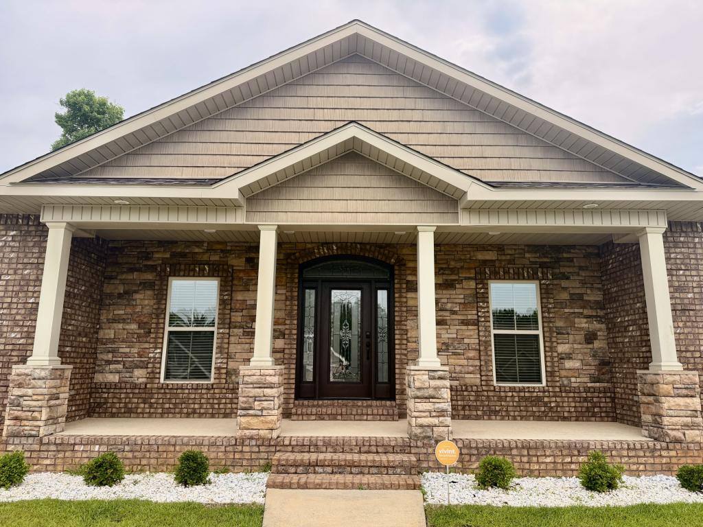 House for rent at 107 County Rd #755, Enterprise, AL 36330