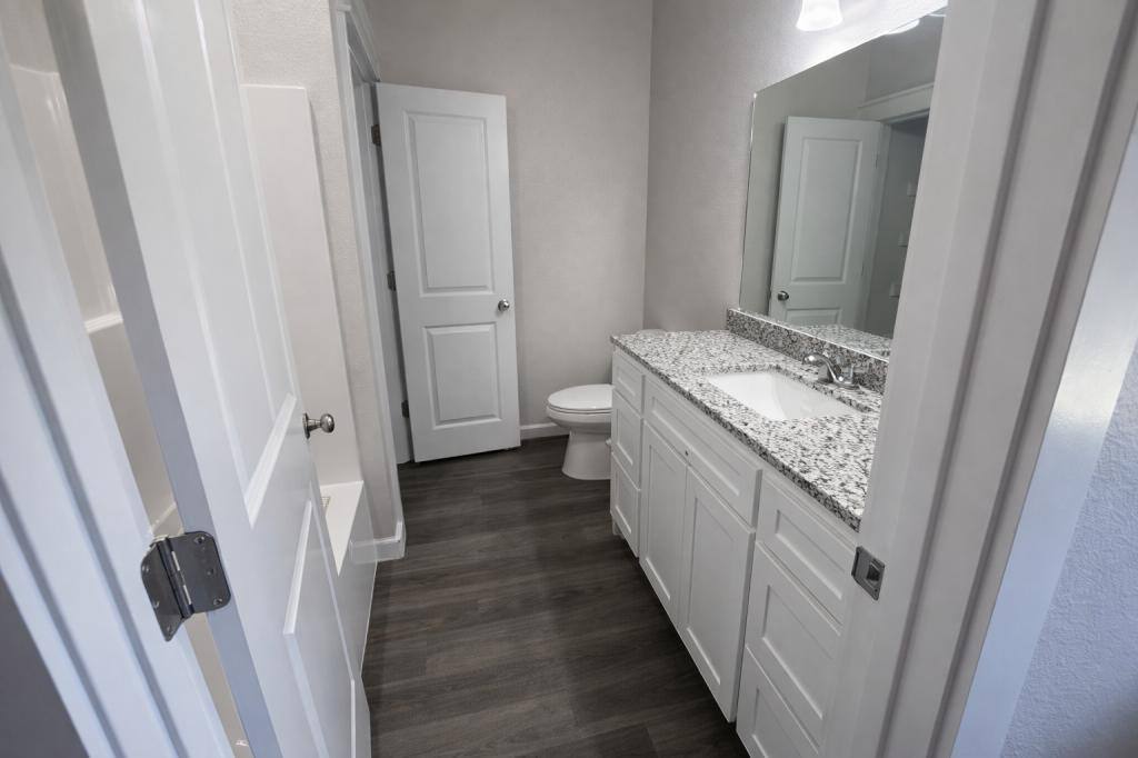 Townhouse for rent at 751 Worth Ave, Durant, OK 74701