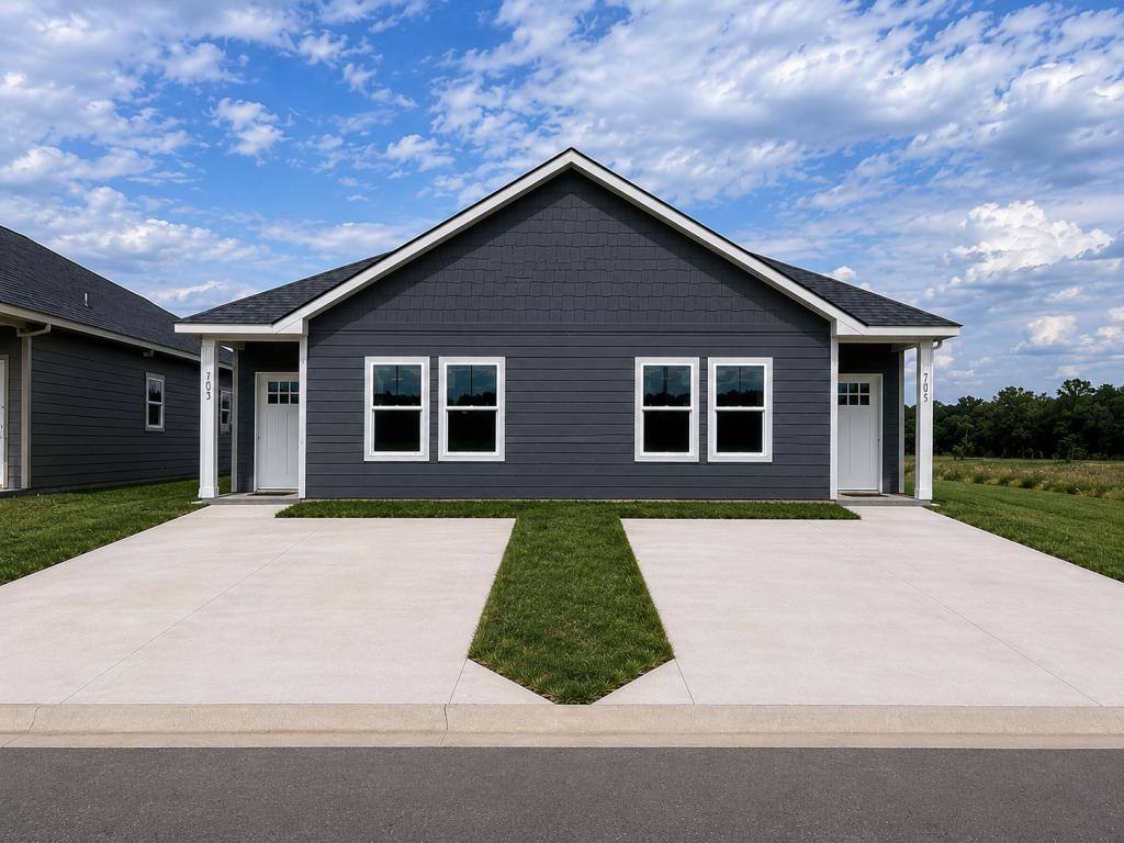 Townhouse for rent at 771 Worth Ave, Durant, OK 74701