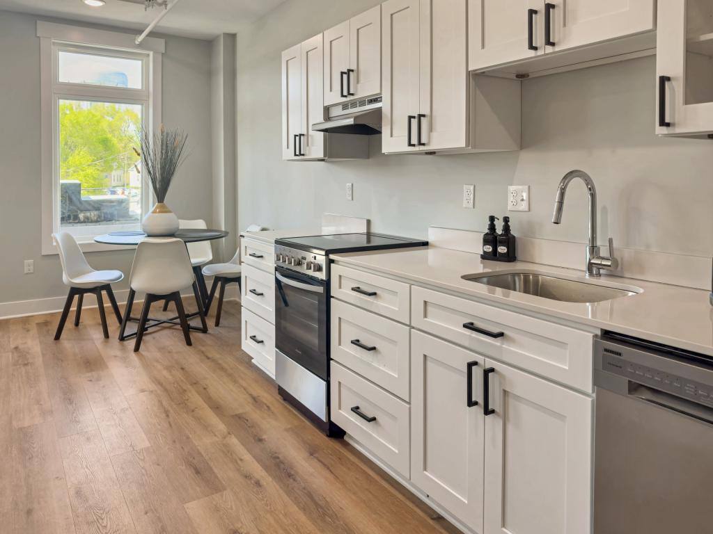 Apartment for rent at 1516 Cesar E Chavez Ave SW, Grand Rapids, MI 49503