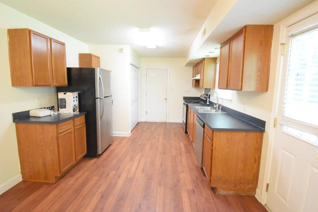 House for rent at 1431 Olde Justin Place, Charlotte, NC 28262