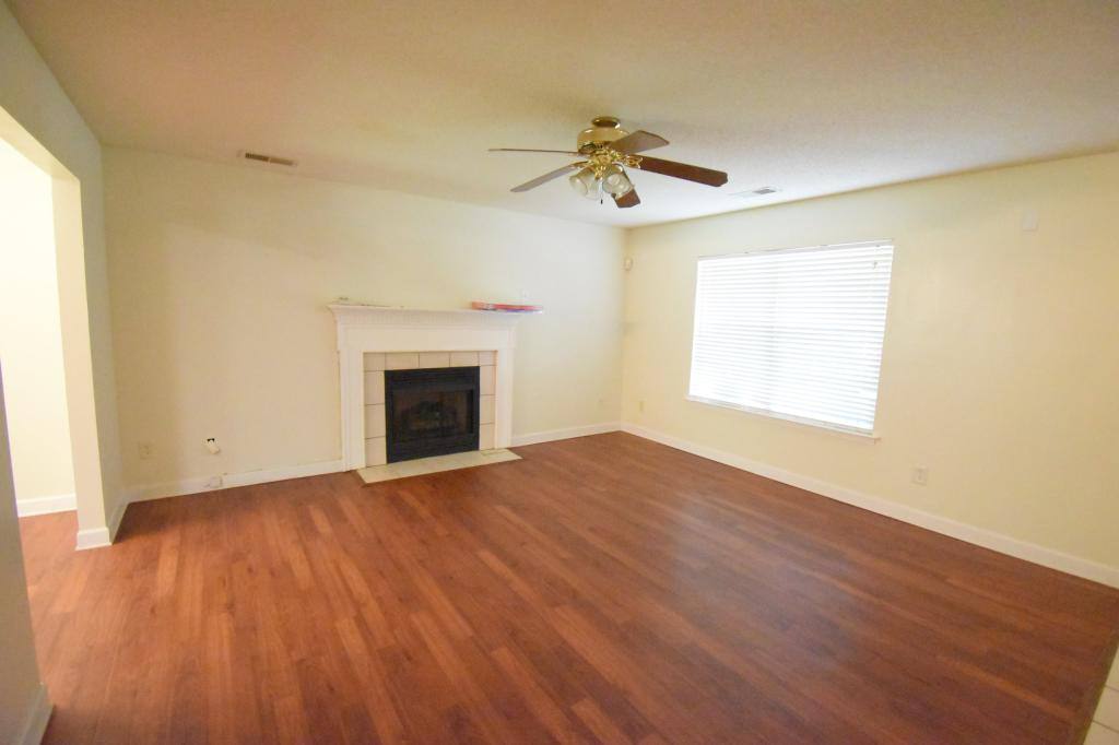 House for rent at 1431 Olde Justin Place, Charlotte, NC 28262