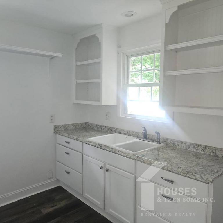 House for rent at 34 Orlando Ave, Greenville, SC 29609