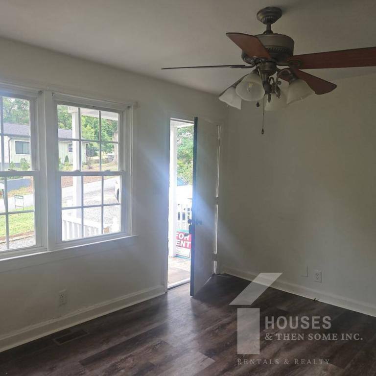 House for rent at 34 Orlando Ave, Greenville, SC 29609