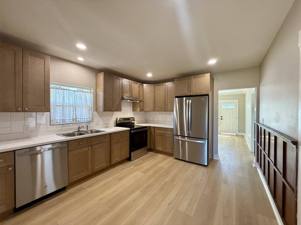 House for rent at 731 River Ave, Oakdale, CA 95361