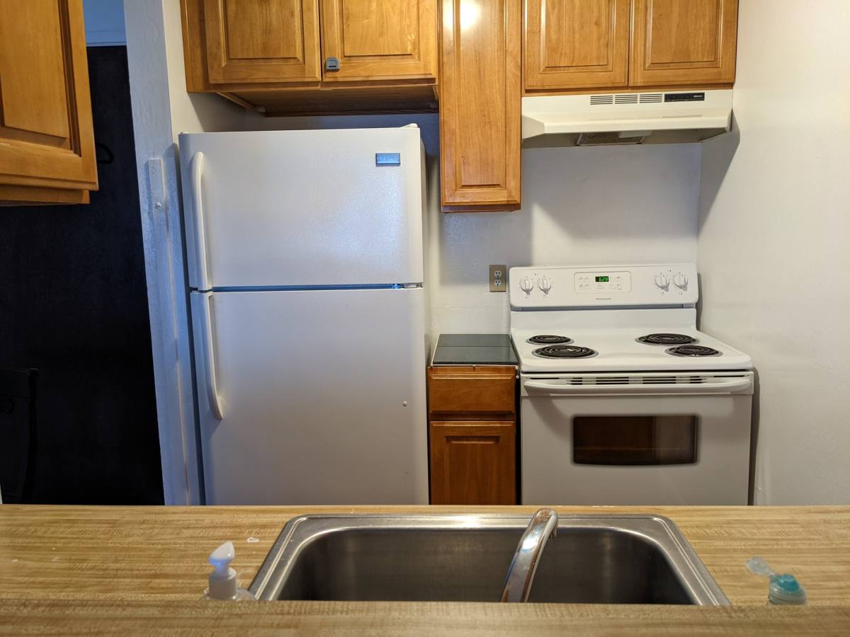 Apartment for rent at 150 Pearl St, Oakland, CA 94611