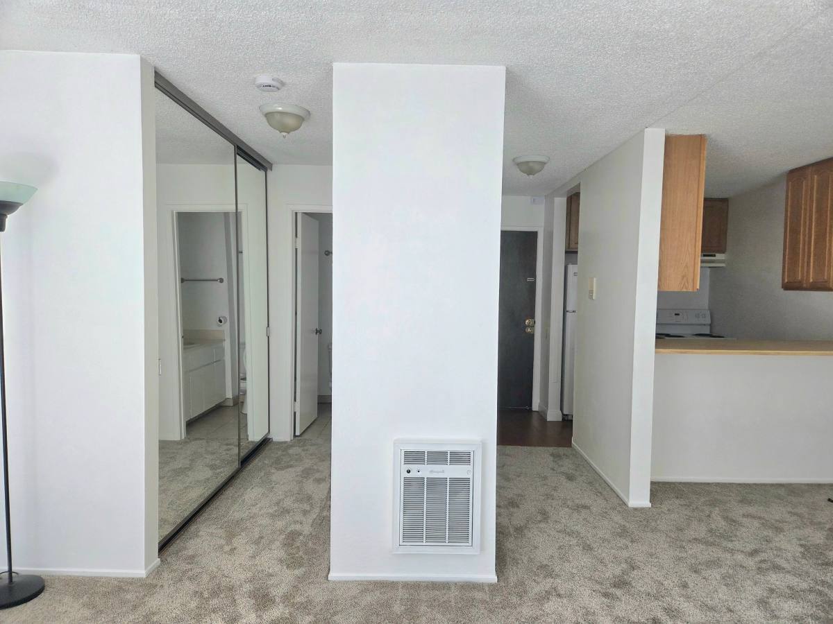 Apartment for rent at 150 Pearl St, Oakland, CA 94611