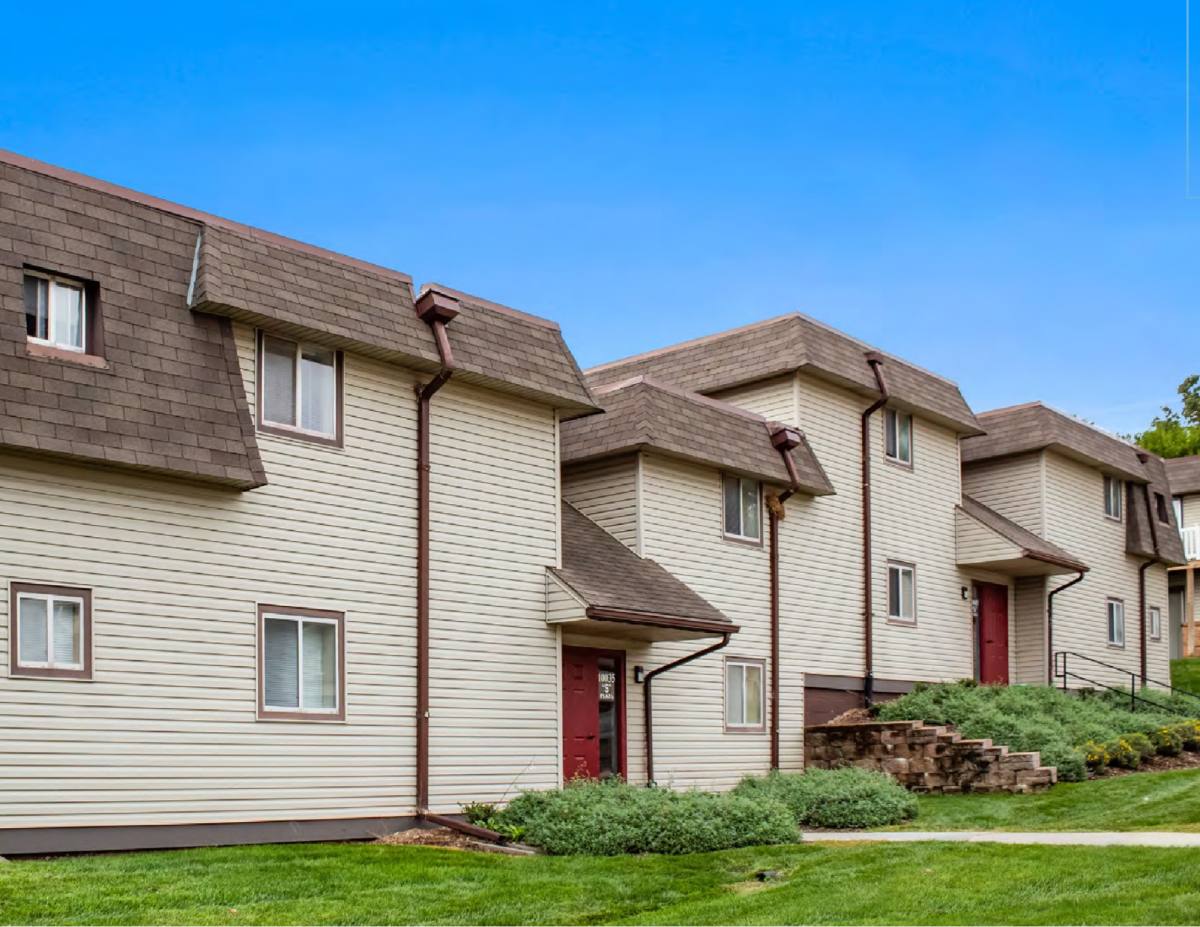 Apartment for rent at 10025 S Plaza #21R-1, Omaha, NE 68127