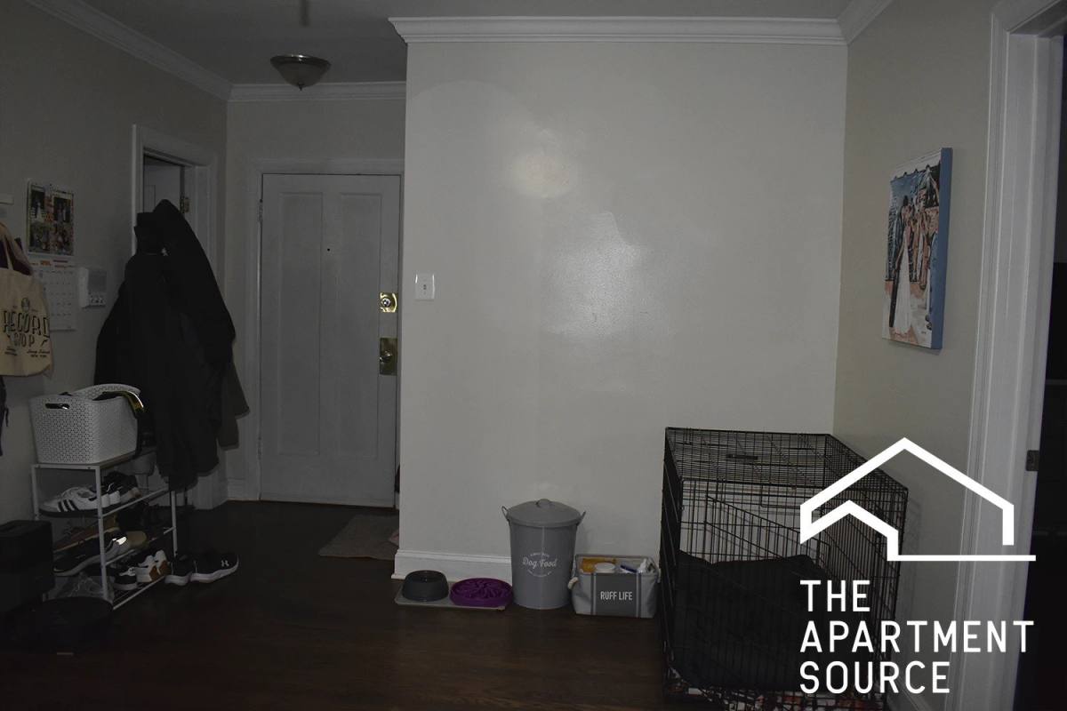 Apartment for rent at 3839 N Greenview Ave #1W, Chicago, IL 60613