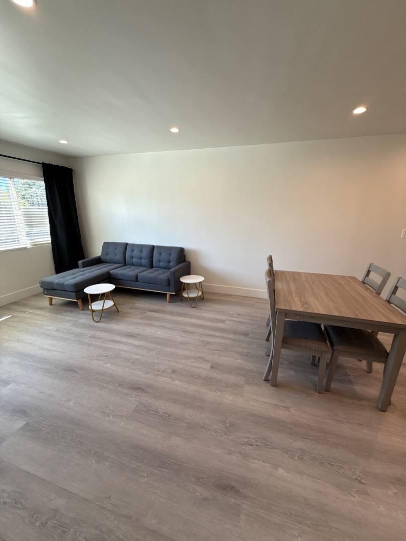Apartment for rent at 803 W 30th St, Los Angeles, CA 90007