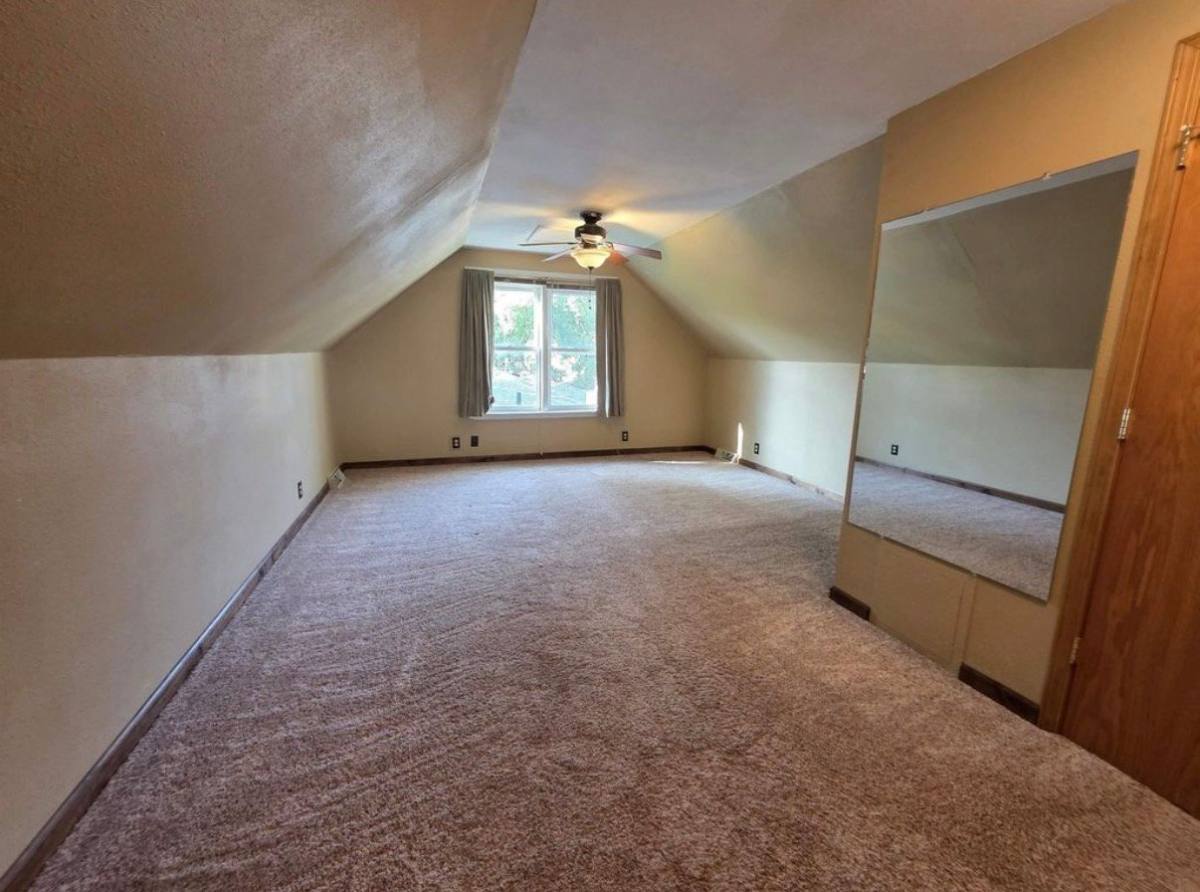 House for rent at 432 Auburn St, Waterloo, IA 50701