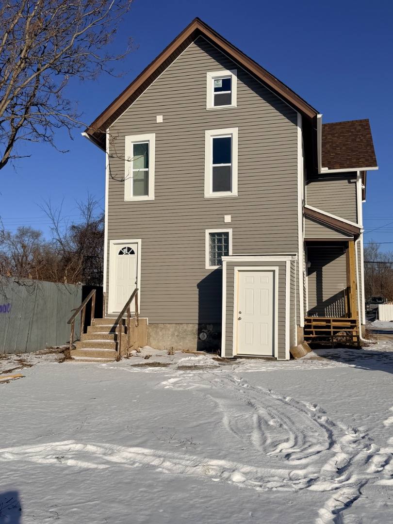 Apartment for rent at 1030 Kilburn Ave, Rockford, IL 61101