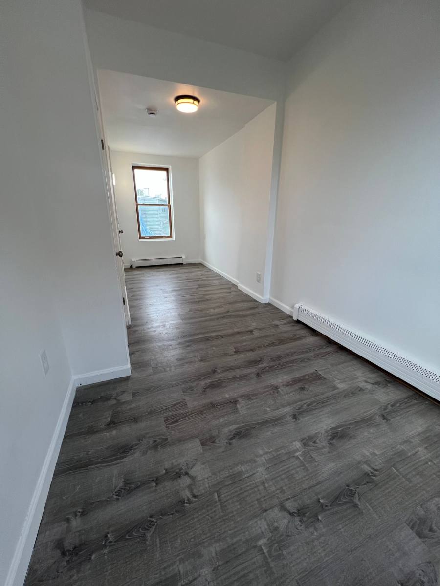 Apartment for rent at 84 Willow St, Cohoes, NY 12047