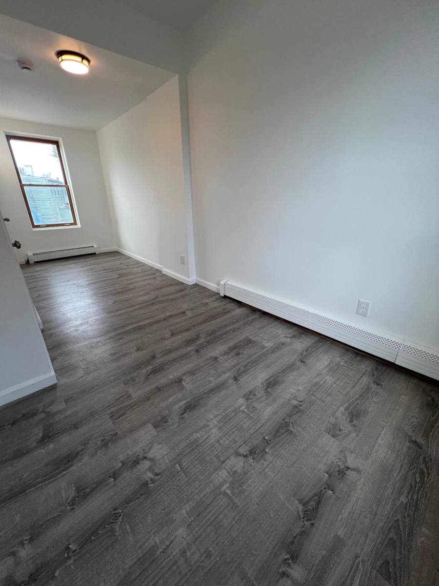 Apartment for rent at 84 Willow St, Cohoes, NY 12047