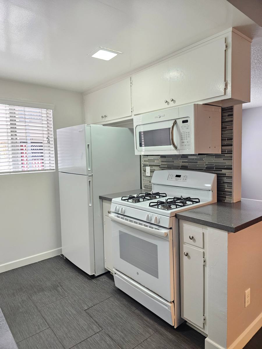 Apartment for rent at 20810 Amie Ave #12, Torrance, CA 90503