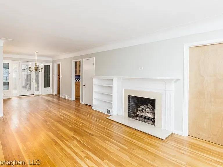 Apartment for rent at 855 Neff Rd #853, Grosse Pointe, MI 48230