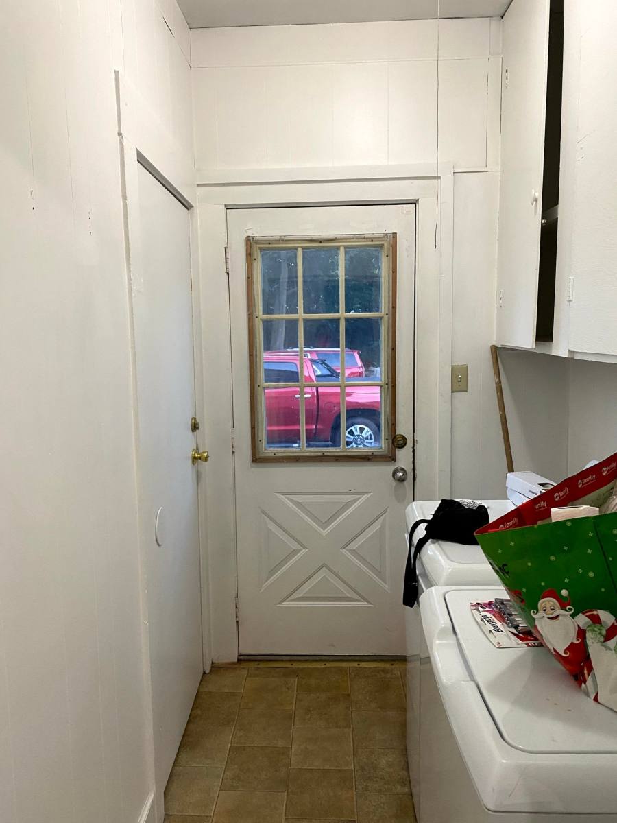 Apartment for rent at 121 Merrymount Rd #1, Quincy, MA 02169