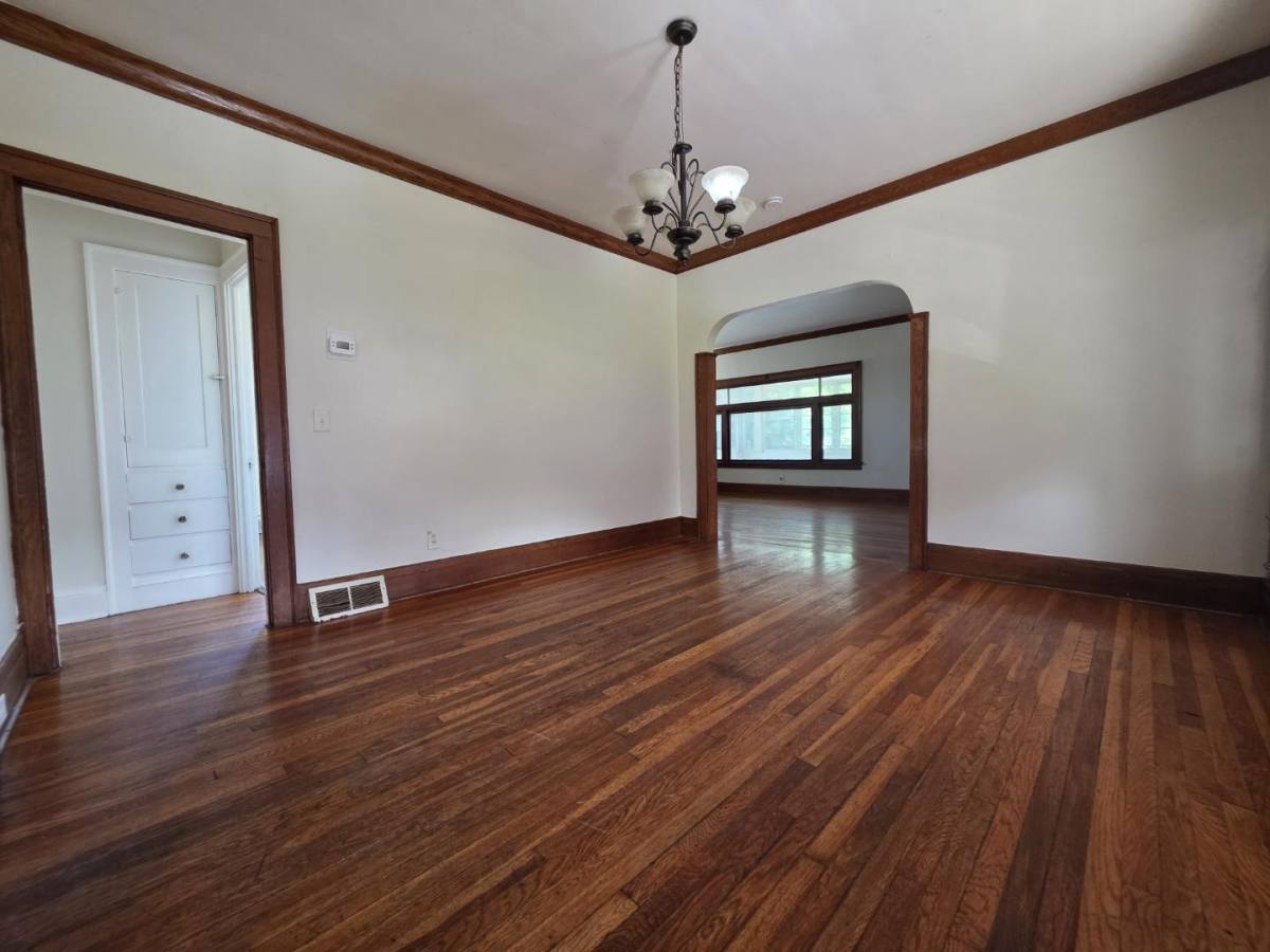 Apartment for rent at 4878 E 93rd St #4878, Cleveland, OH 44125