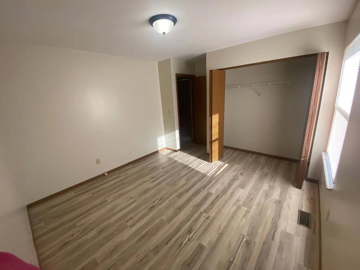 Apartment for rent at 608 B Linda Lane #B, Saint Charles, MO 63304