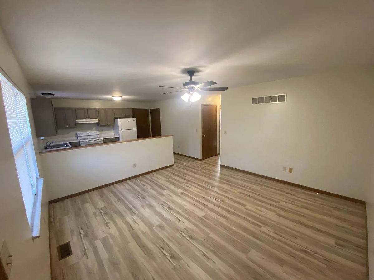 Apartment for rent at 608 B Linda Lane #B, Saint Charles, MO 63304