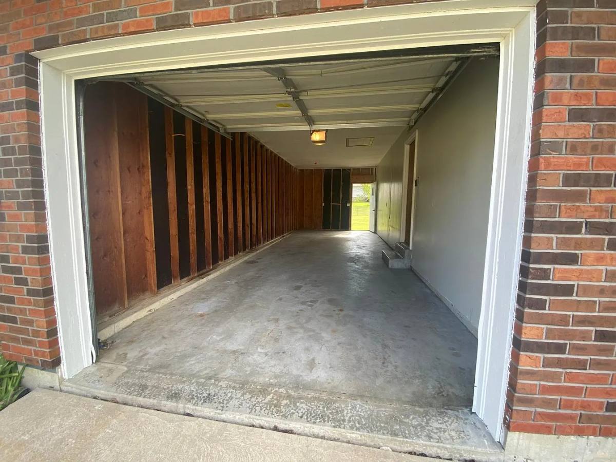 Apartment for rent at 608 B Linda Lane #B, Saint Charles, MO 63304