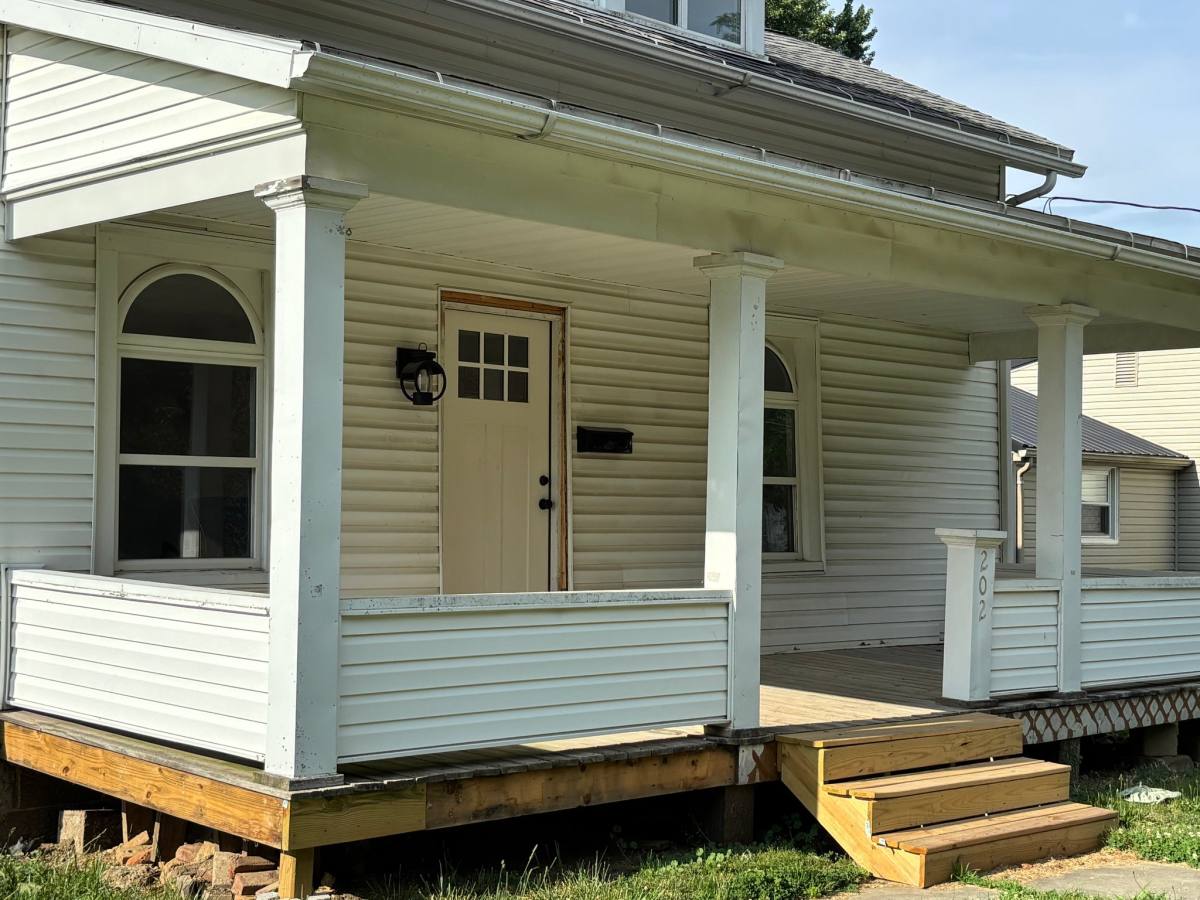 House for rent at 202 S Broadway St, Plymouth, OH 44865