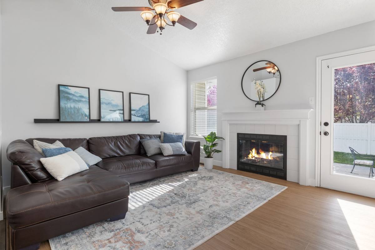 House for rent at 318 Spyglass Dr, Tooele, UT 84074