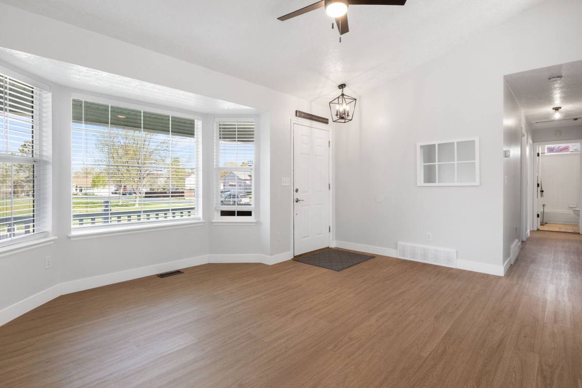 House for rent at 318 Spyglass Dr, Tooele, UT 84074