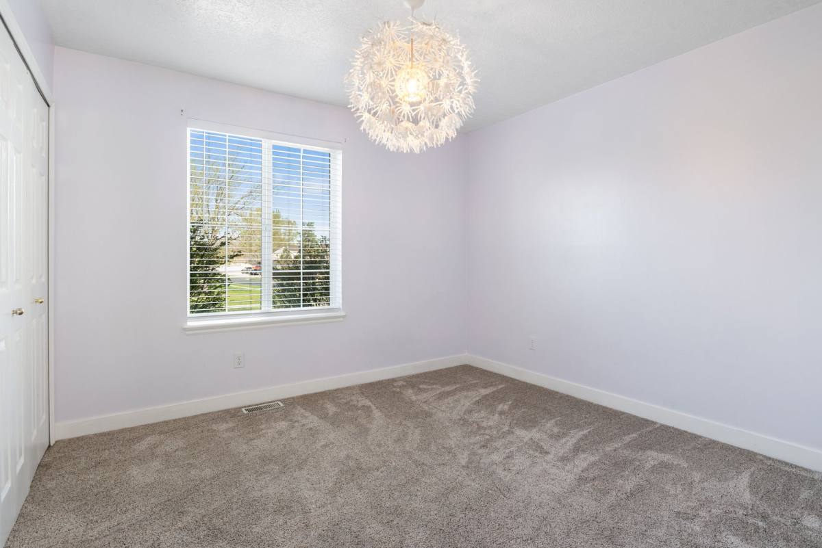 House for rent at 318 Spyglass Dr, Tooele, UT 84074