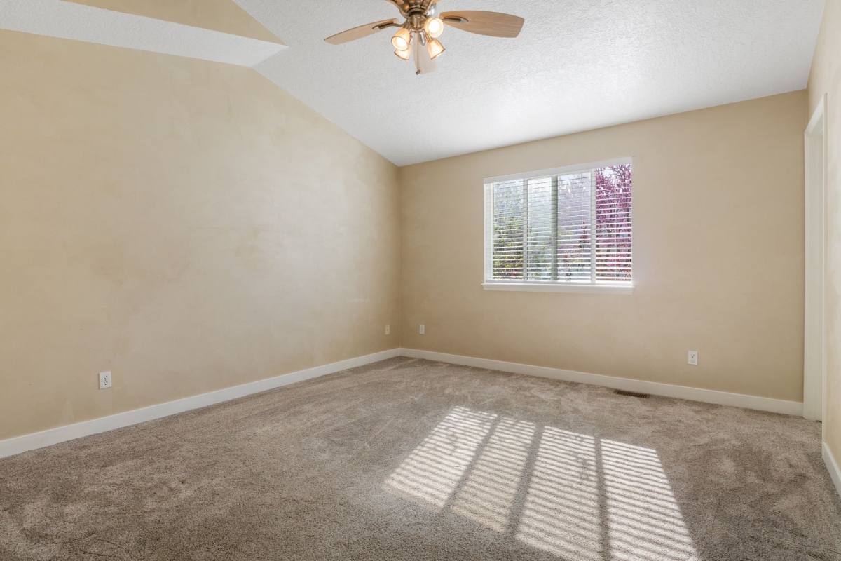 House for rent at 318 Spyglass Dr, Tooele, UT 84074