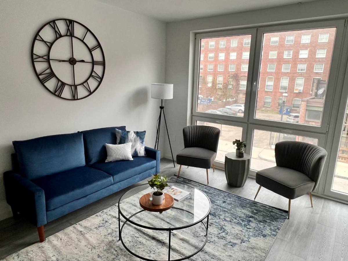 Apartment for rent at 160 Middlesex St #201, Lowell, MA 01852
