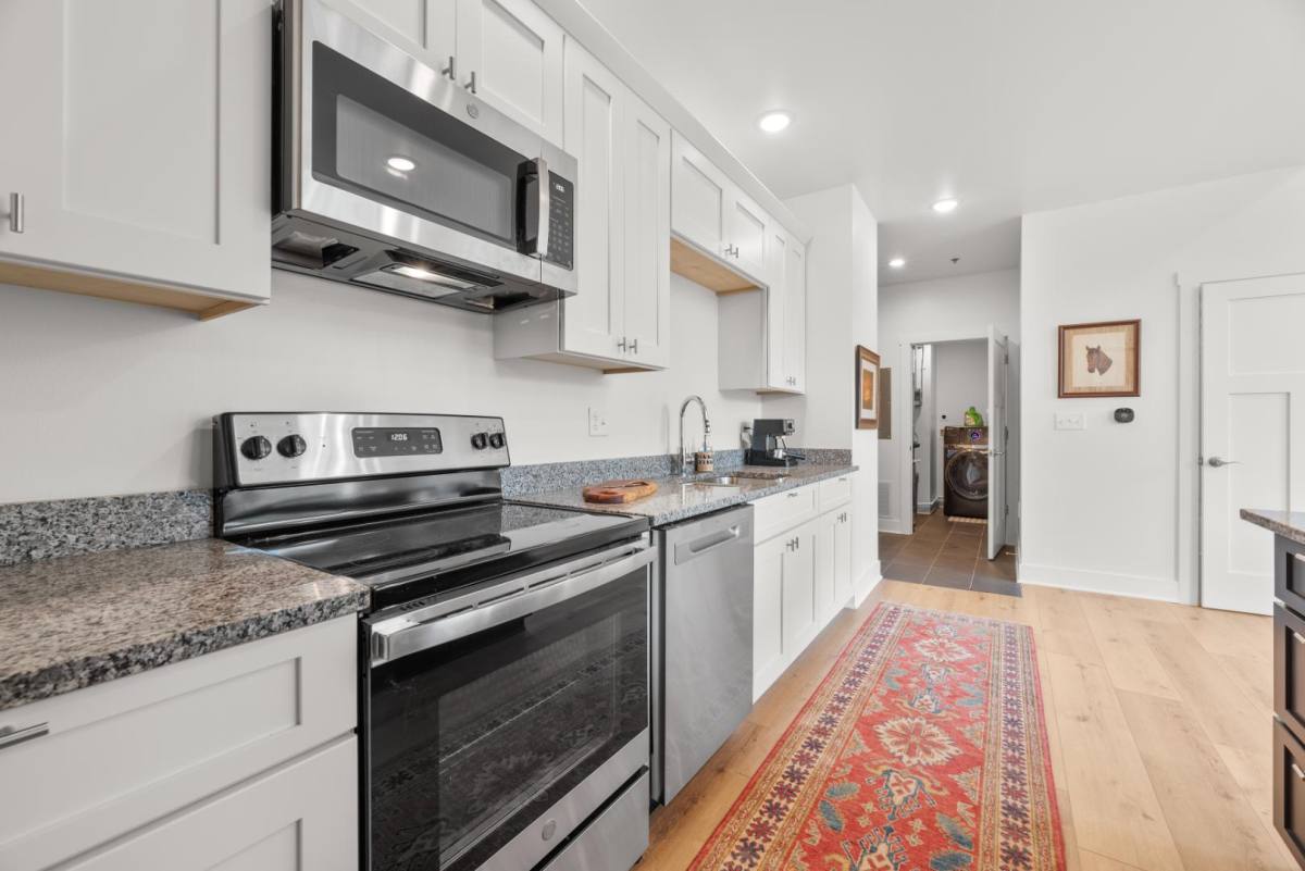 Apartment for rent at 301 N Mulberry St #302, Mount Vernon, OH 43050
