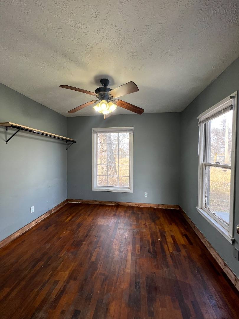 House for rent at 525 Carey St, Hutchinson, KS 67501