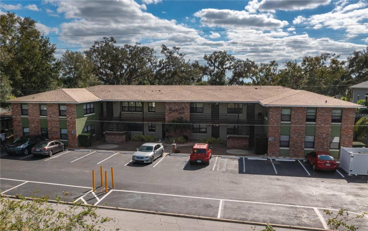 Apartment for rent at 710 Ave C SW #4A, Winter Haven, FL 33880