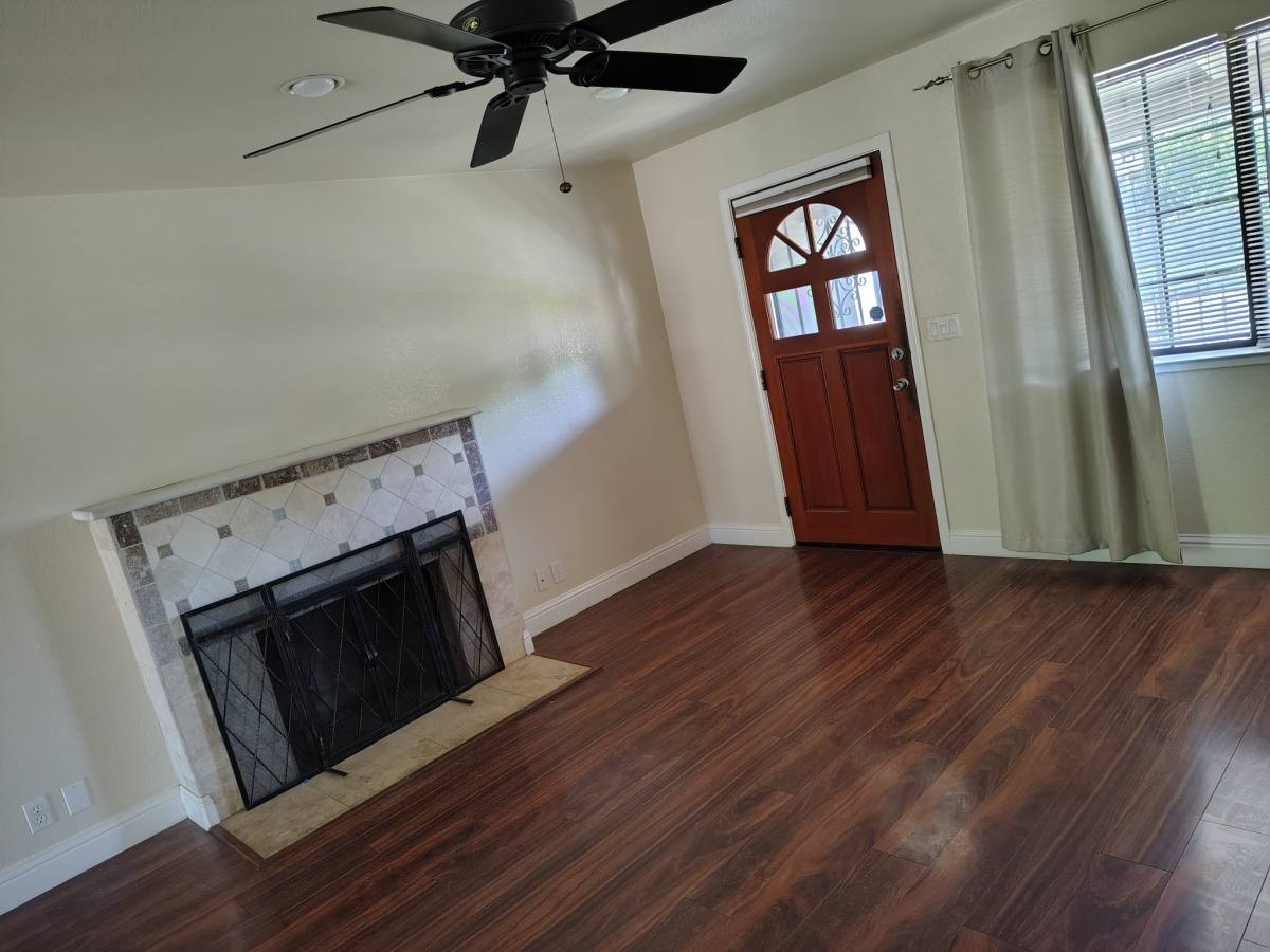 House for rent at 2708 16th Ave, Sacramento, CA 95820